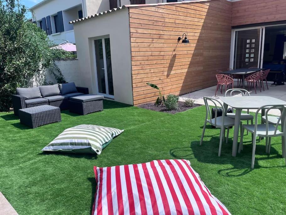 Maison Climatisee, Piscine, A 5 Minutes Des Grands Buffets Narbonne Ngoại thất bức ảnh